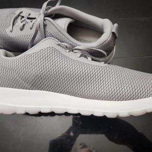 Men's size 13 W wide fit